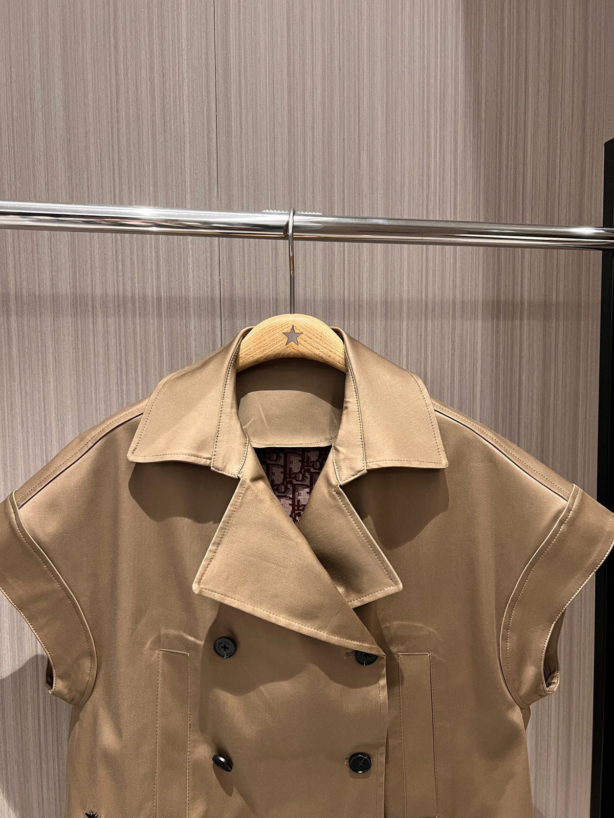 CD Shoulder Vest Jacket Beige Polyester