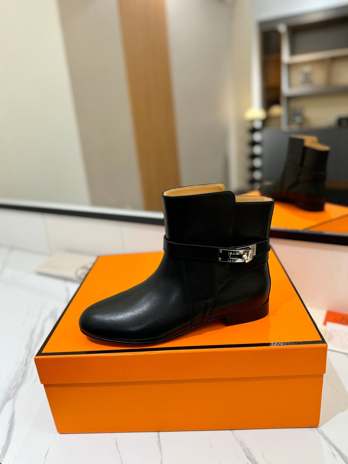 HM Neo Ankle Boot 15mm Black Cowhide 960840