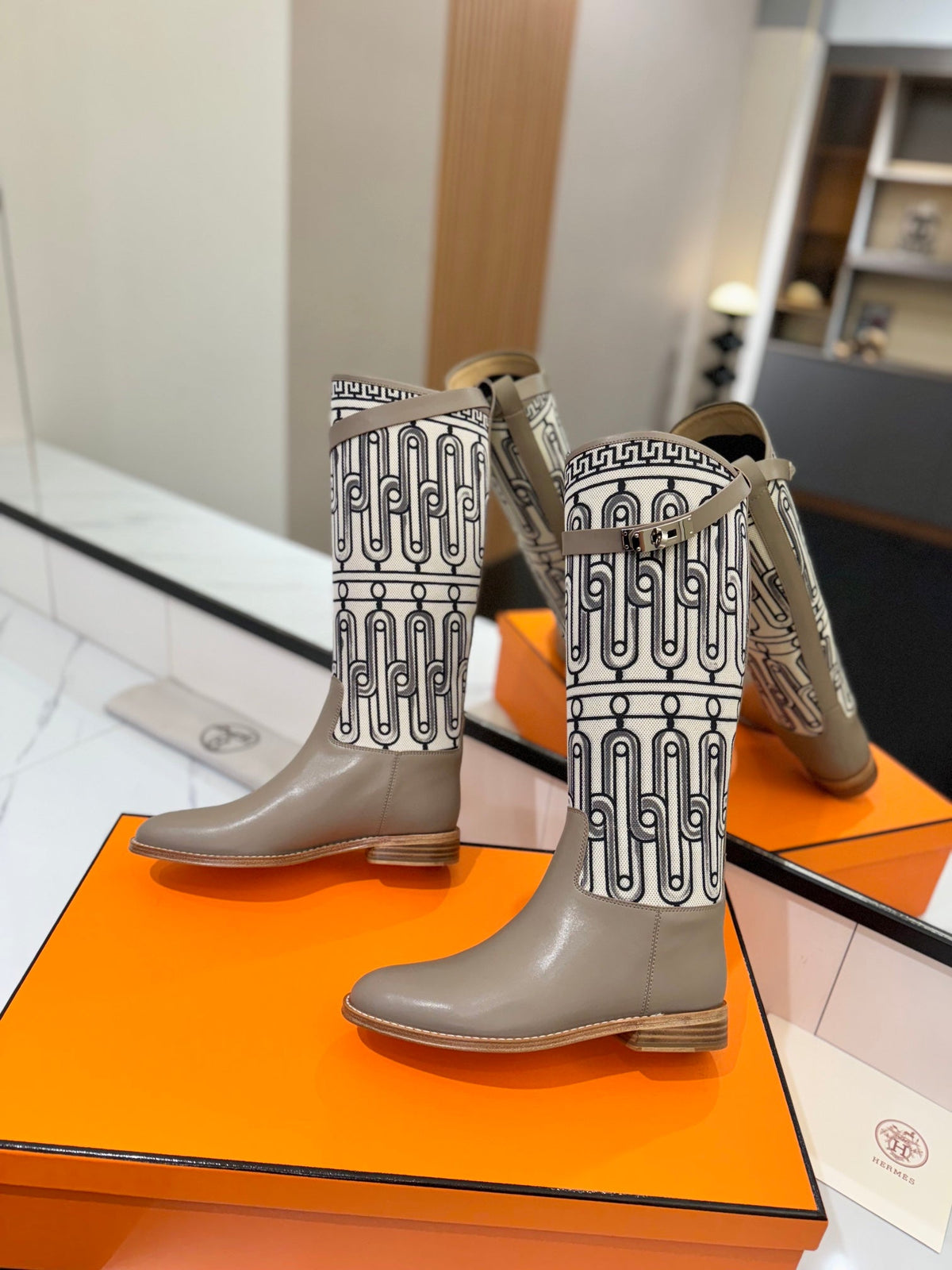 HM Jumping Boot 20mm In Brown Beige Cowhide 992369