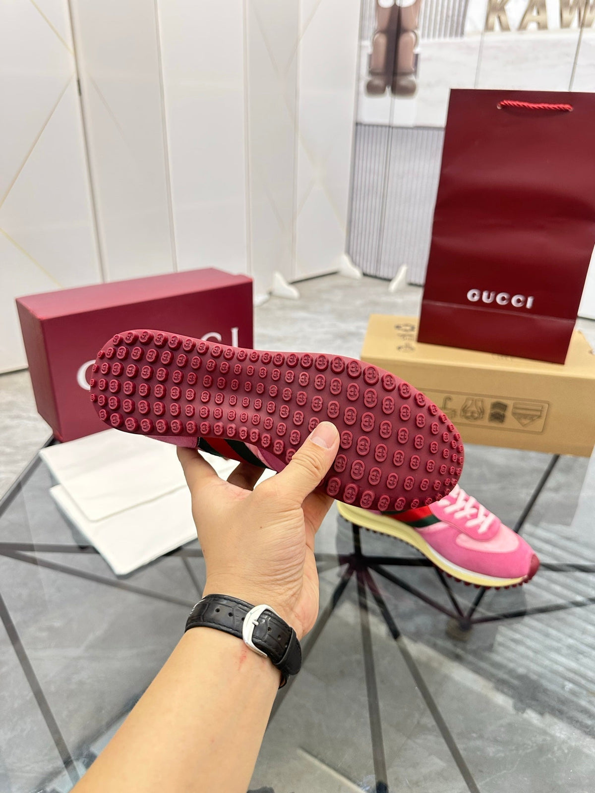 GG Men's Re-Motion Sneaker Pink Suede 733558