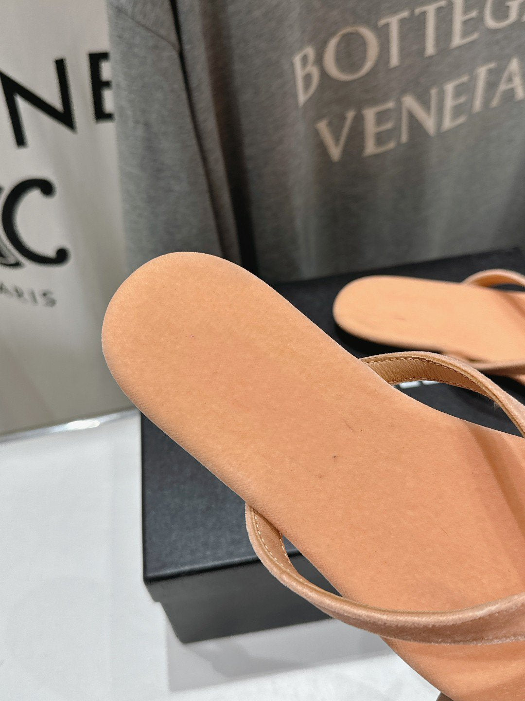 cc thong sandal cantaloupe velvet