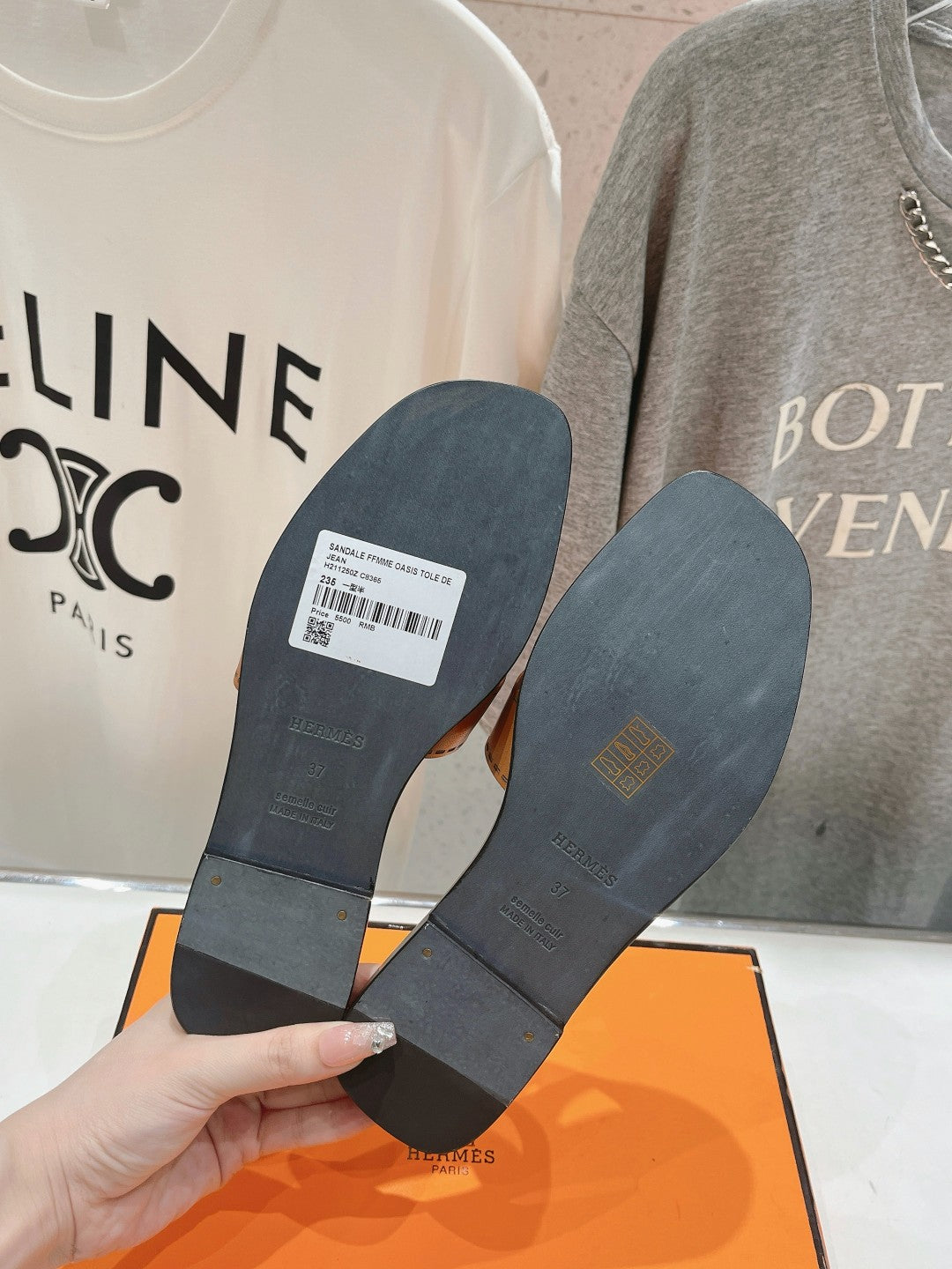 Idioma Sandal Tan Calfskin