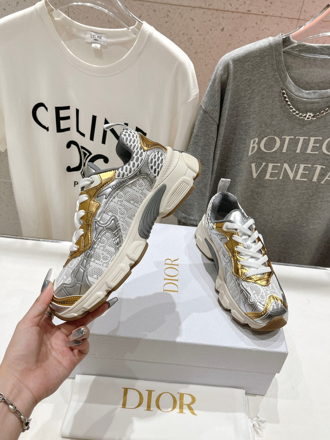 CD Vibe Sneaker White Mix Grey Gold Polyester Mesh Fabric And Cowhide