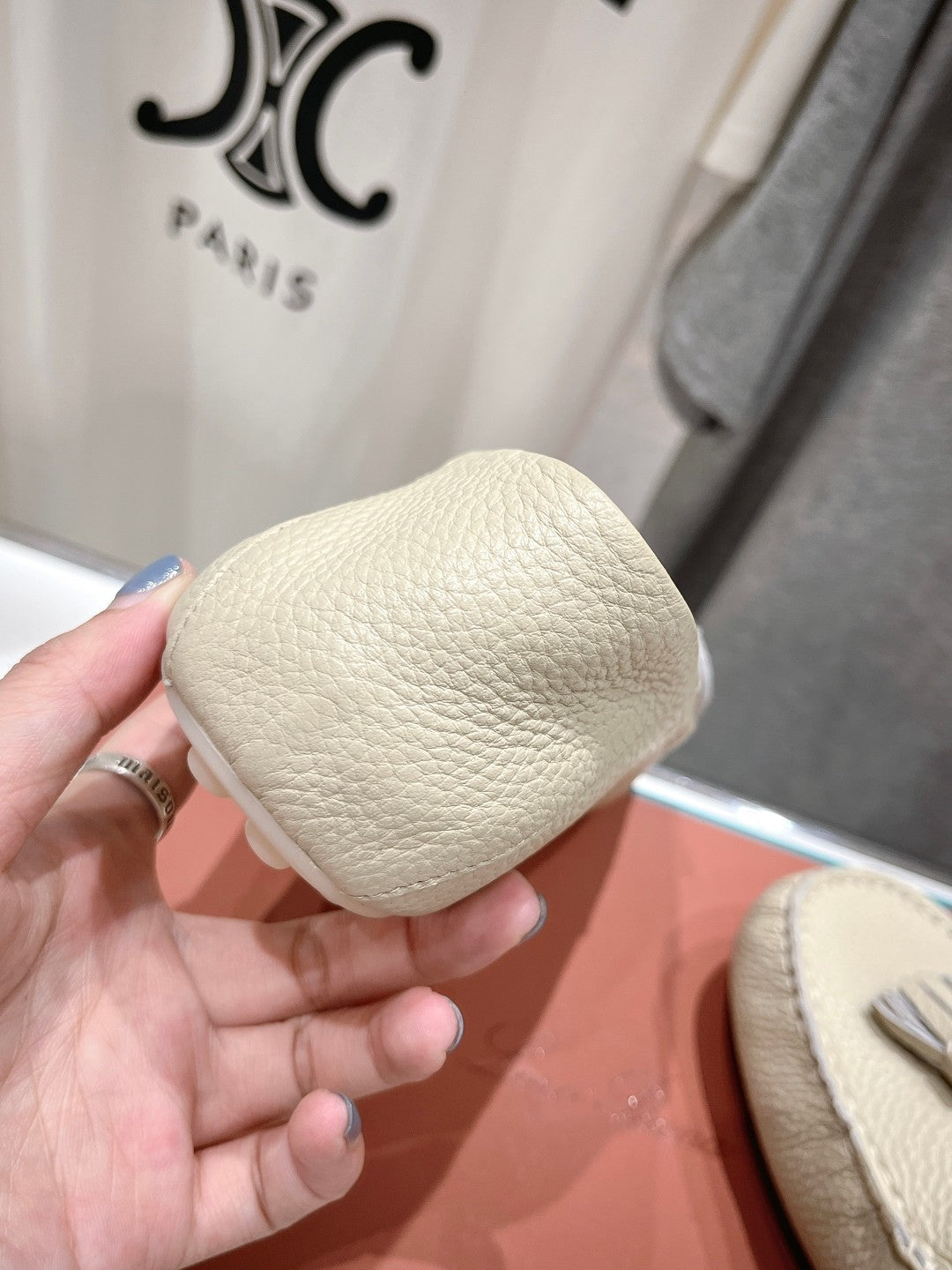 dot sole walk mocassin cream calfskin