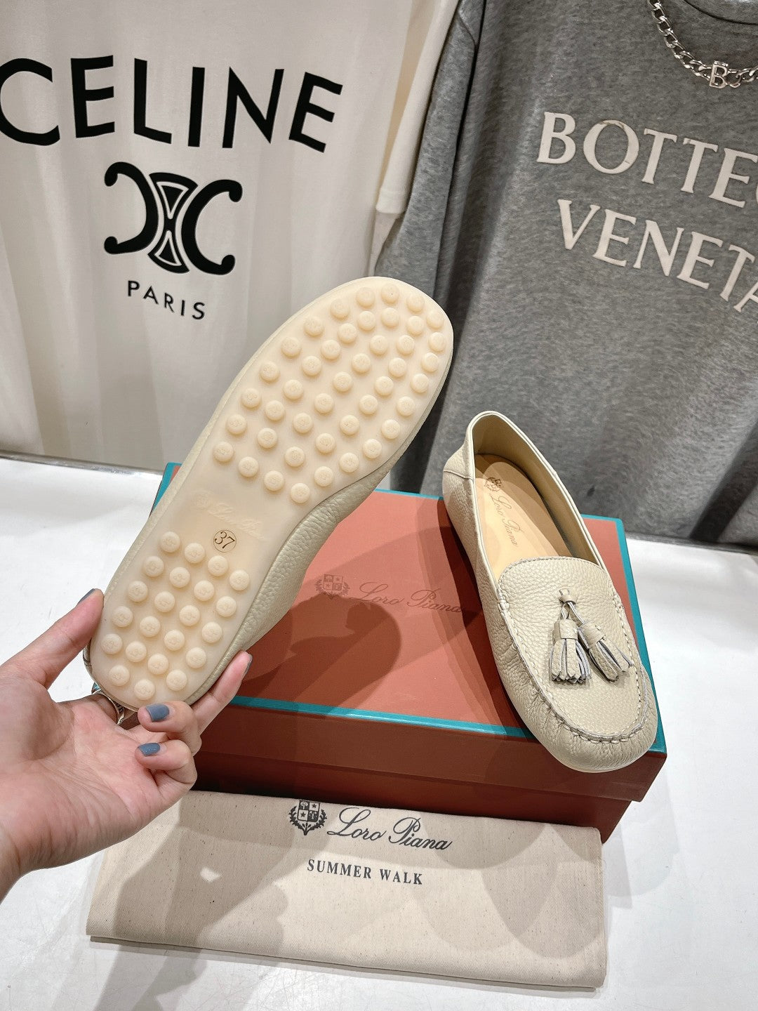 dot sole walk mocassin cream calfskin