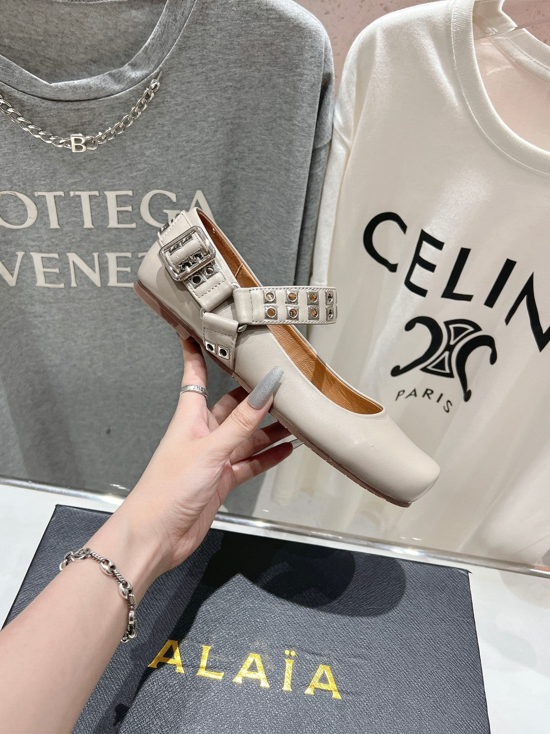 Alaila Biker Ballet Flats In Light Grey Cowhide 911442