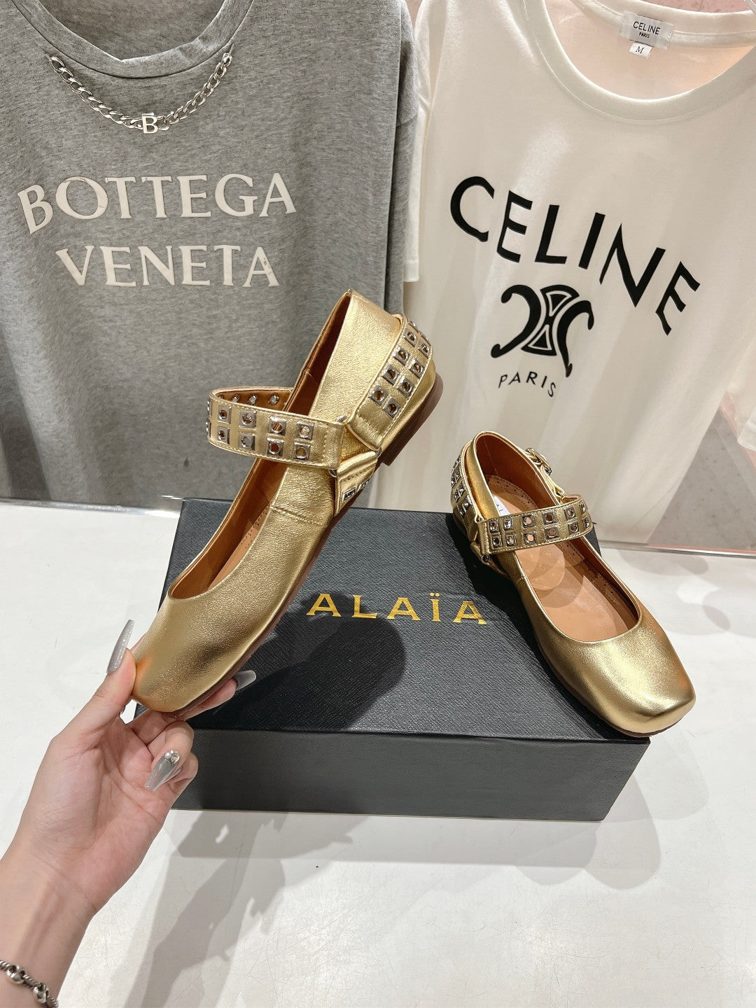 Alaila Biker Ballet Flats In Gold Cowhide  911444