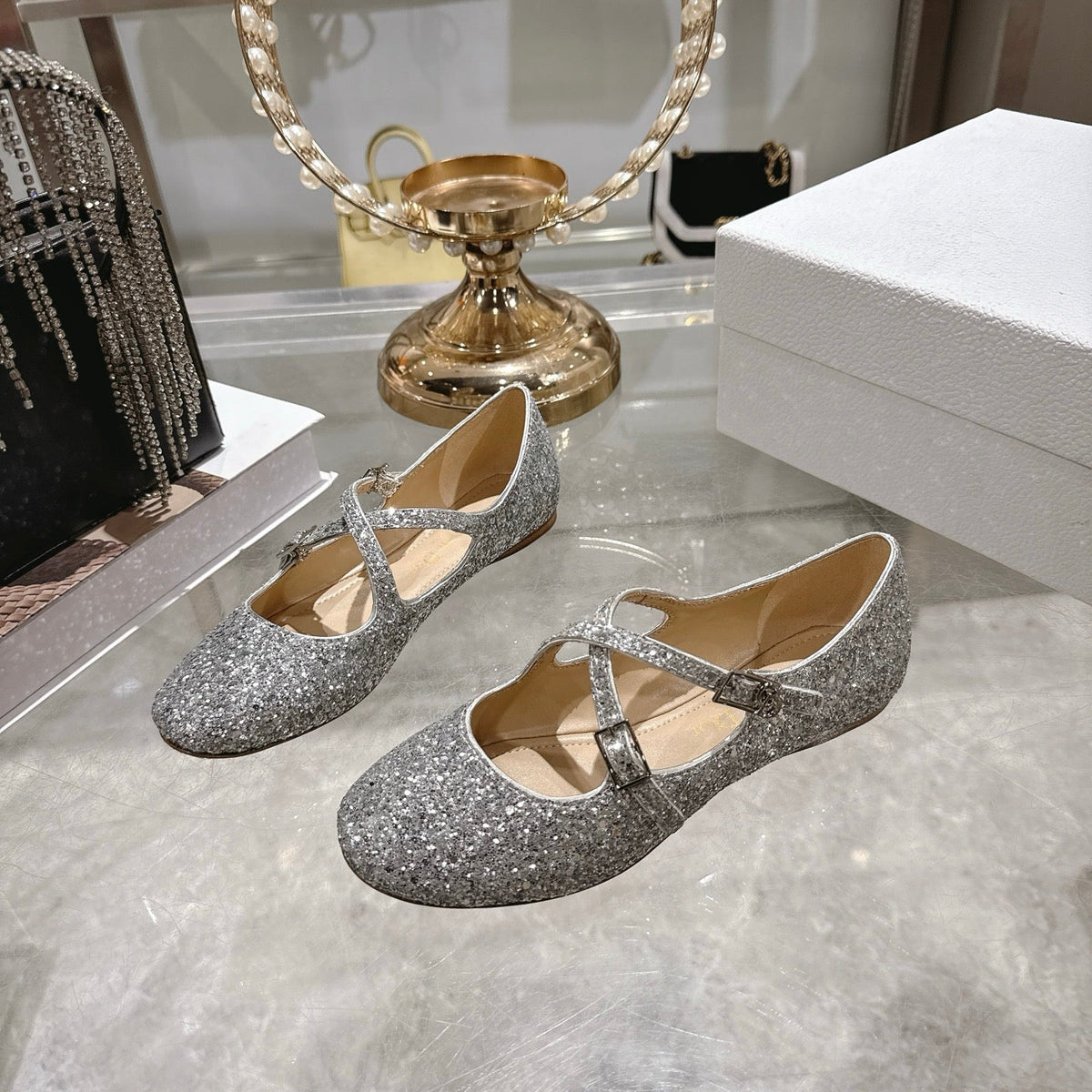CD 26 Ballet Flats Gray Leather With Sequins 592216