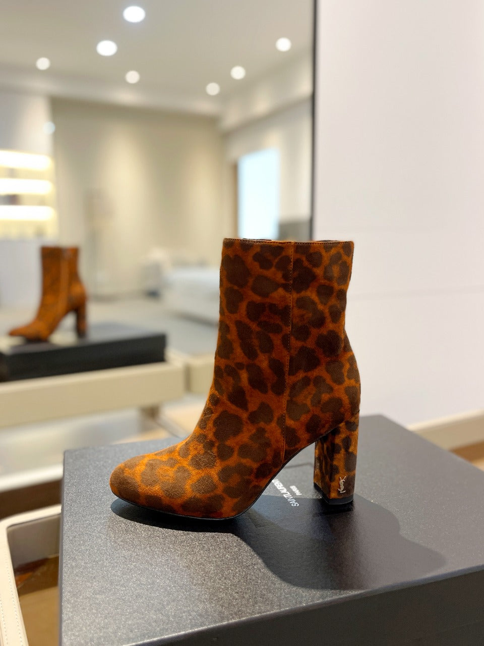 SL HONORÃ‰ BOOTIES LEOPARD BRICK SUEDE