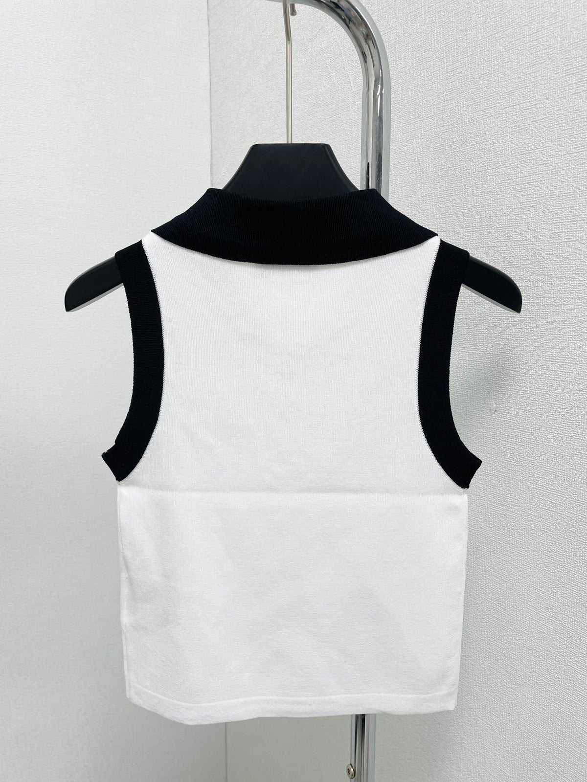 Pra Contrast Colour Lapel Vest