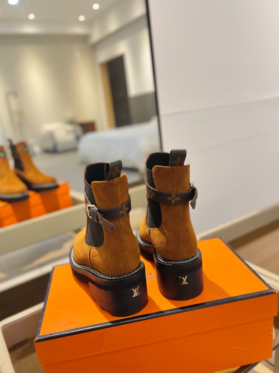 LV Beaubourg Ankle Boot 100mm Orange Yellow Suede
